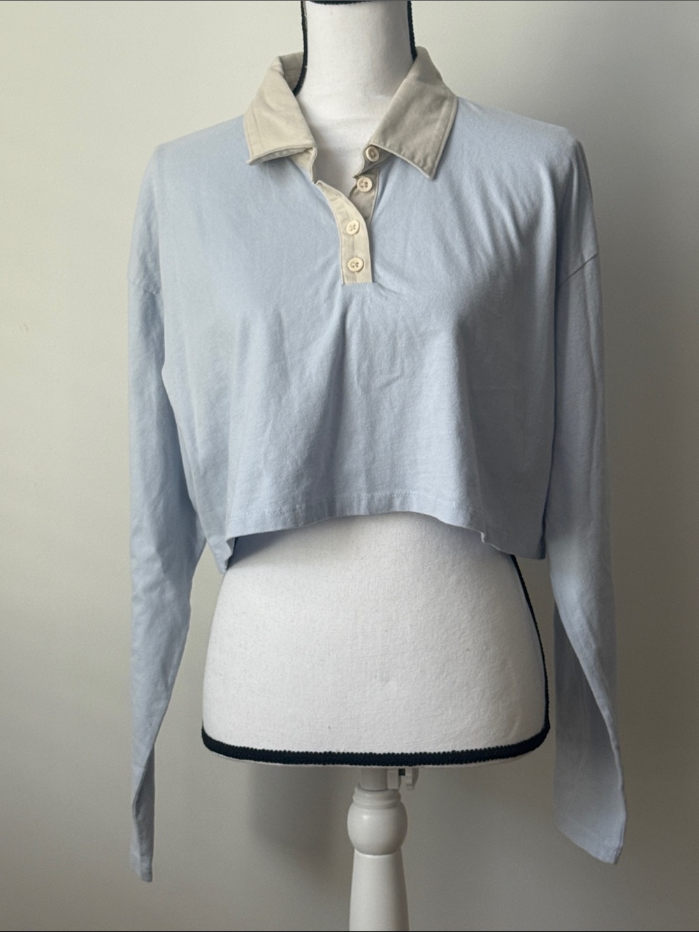 Social Tourist (Hollister) Cropped Long-Sleeve Polo Top